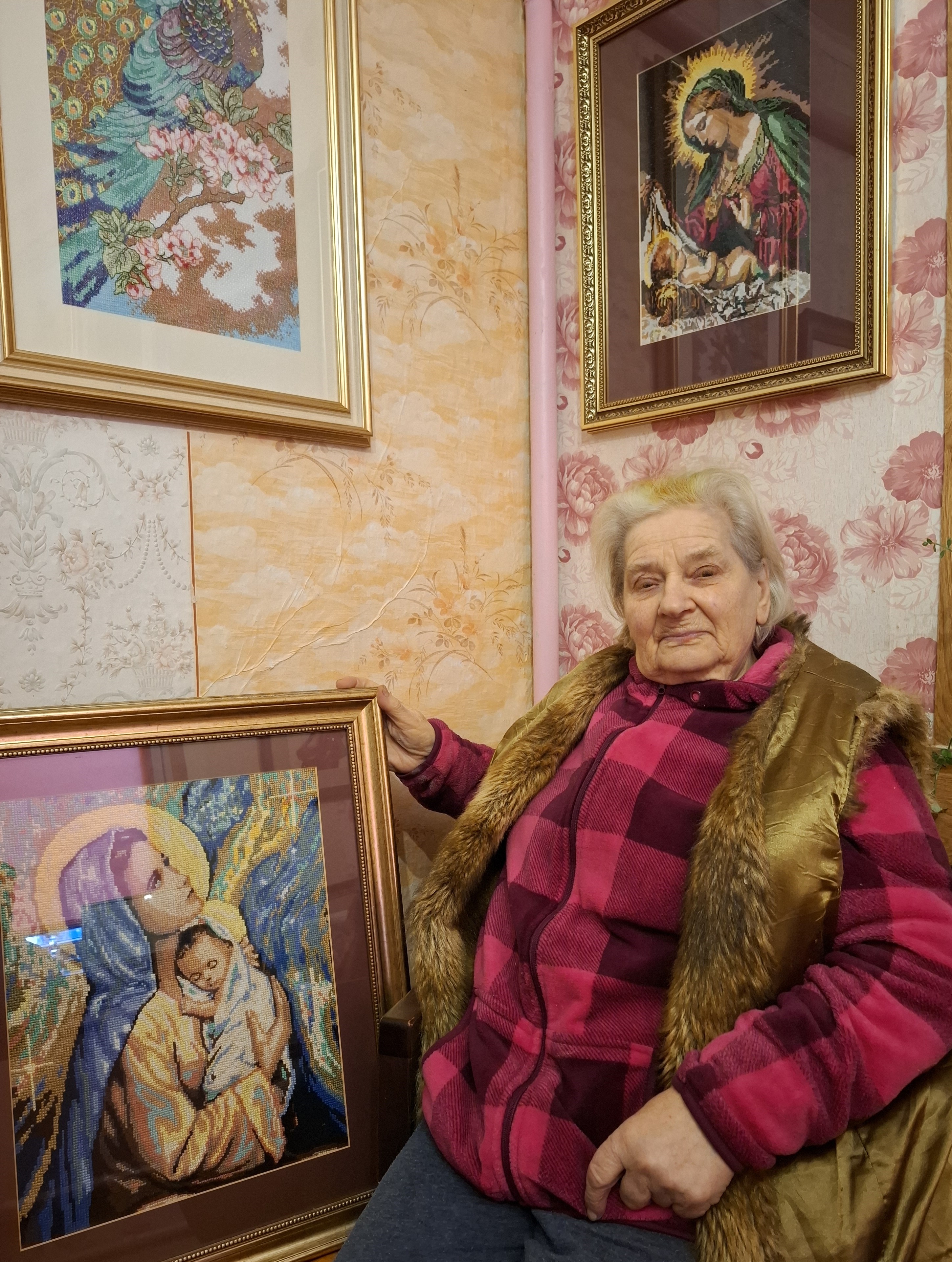 Paveikslų siuvinėtoja Birutė Kulbinskienė.jpg