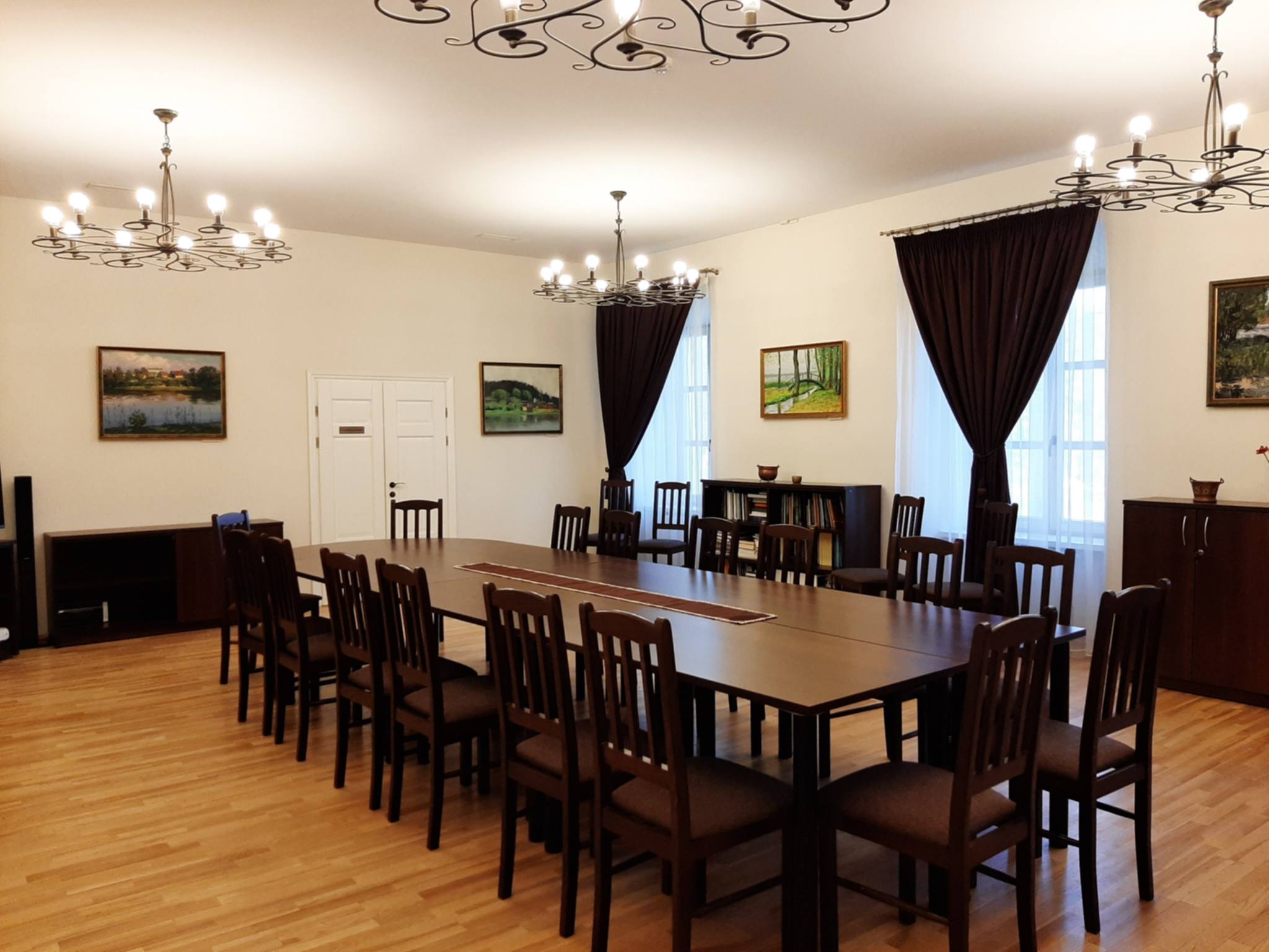 Veisiejų RP konferencijų salė.jpg